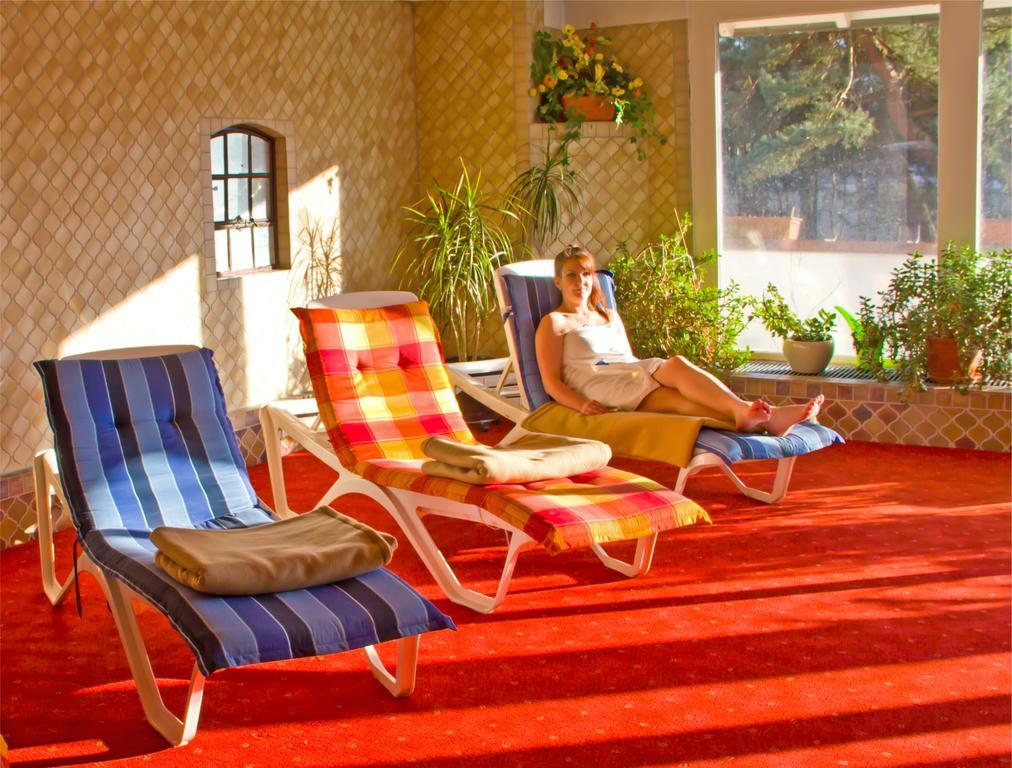 Hotel Kreuzer Wedel Luaran gambar